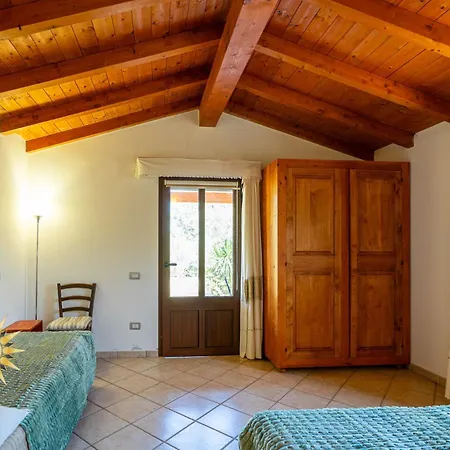Residenze Camboni בית חווה *