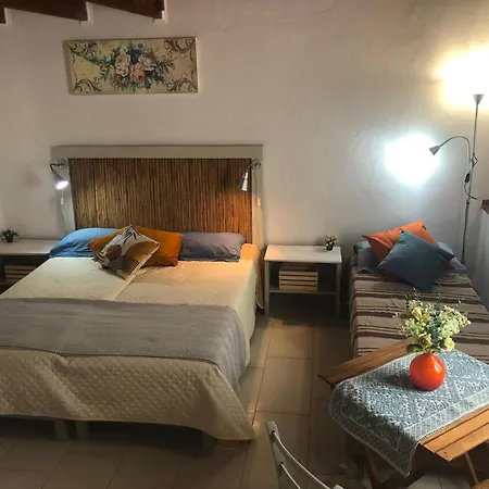 Residenze Camboni Alloggio per agriturismo *